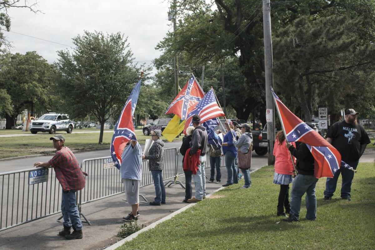 Protesters near the Jefferson Davis statue in New Orleans, May 4, 2017. The city has already taken down one Confederate monument, but crane companies in the region are receiving threats over the removal of three others.