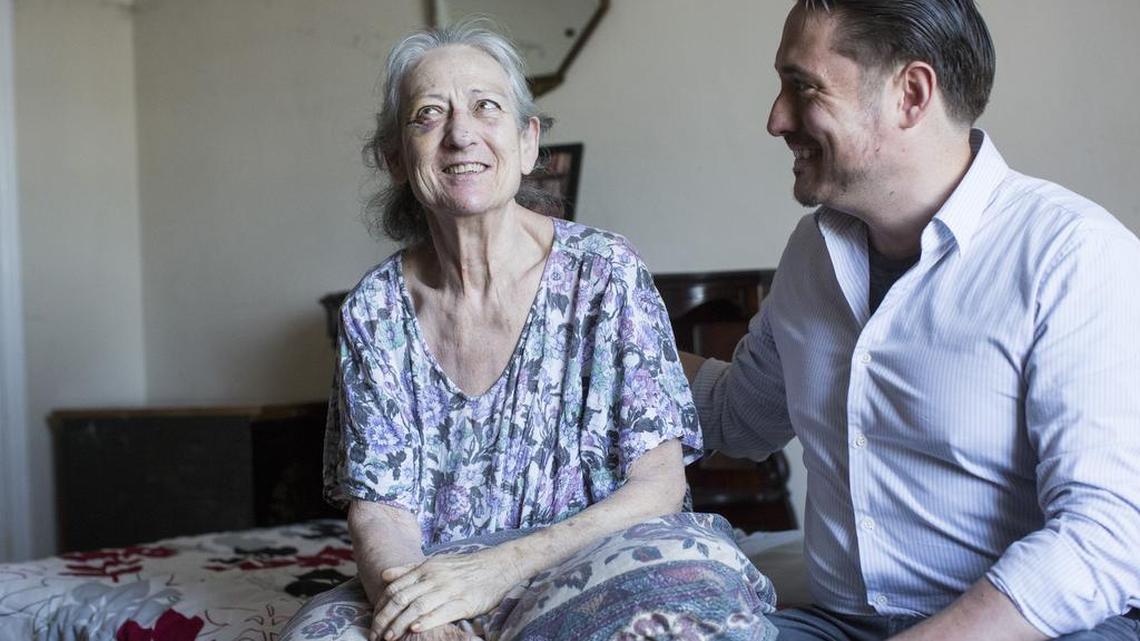 Carol King, who has Alzheimer’s disease, with her son, Geoffrey King, in her room at a San Francisco residence for older adults, July 18, 2017. Carol King was detained by police after an incident in the residence last summer. Confrontations with police officers are increasing as the ranks of older Americans swell and dementia becomes more widespread. “This was such a profound breakdown of procedure and good sense,” Geoffrey King said.