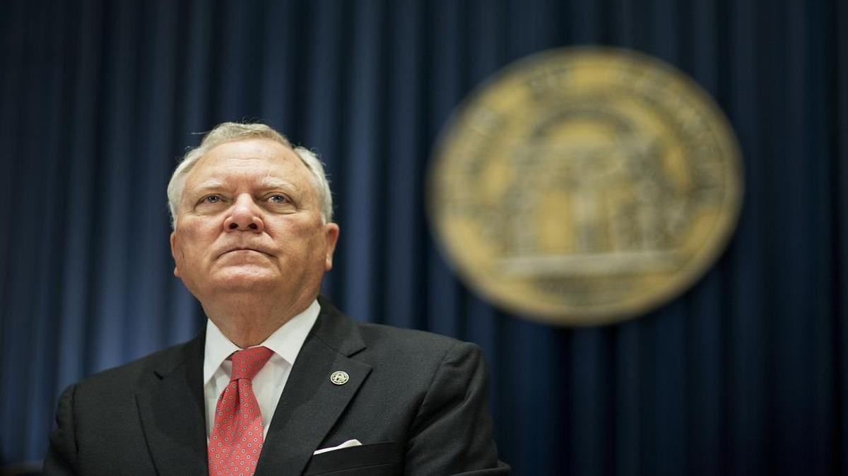 Georgia Gov. Nathan Deal said he is not convinced that Georgia could control the use of medical cannabis plant.