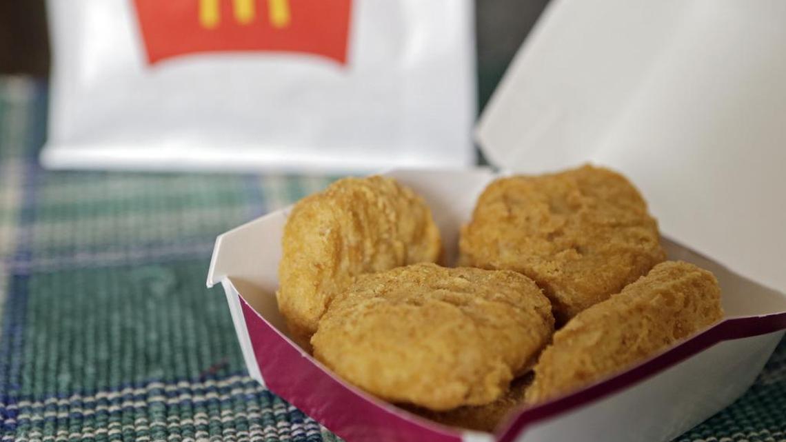 A middle school girl is earning rave reviews online after smacking the gun out of the hand of a boy who was threatening her for her Chicken McNuggets.