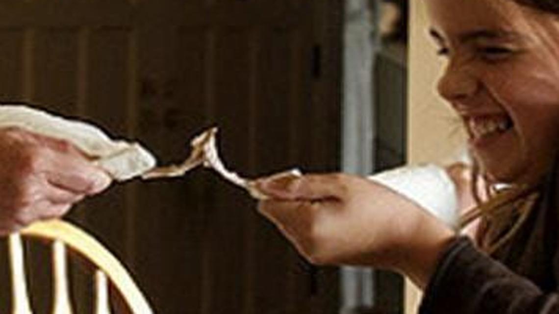 Choke up. Stand your ground. Those two tips will help you win the annual wishbone battle nearly every single time.