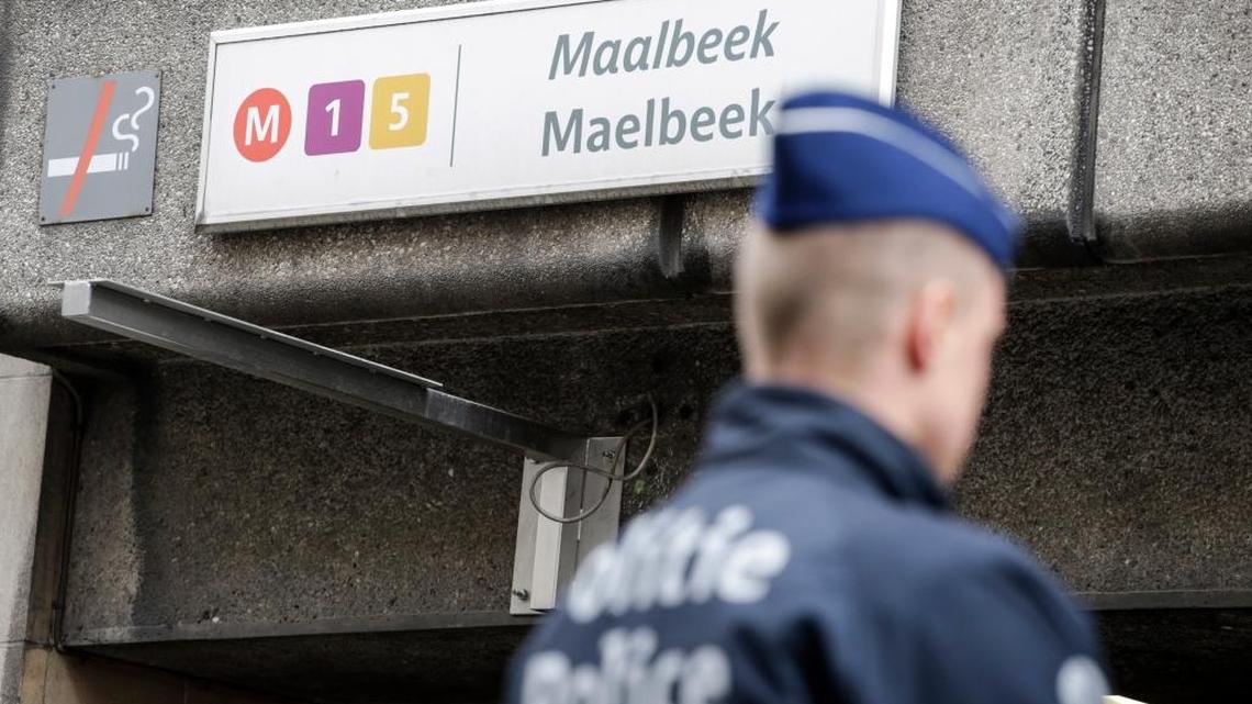 A Belgian police officer outside the entrance to the Maelbeek metro station in Brussels on Wednesday. A suicide bomber killed 20 people at the station on Tuesday.