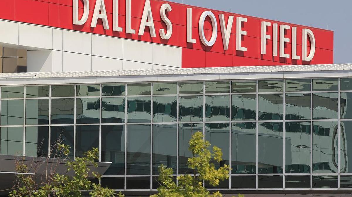 Actor Judge Reinhold was reportedly arrested at Love Field on Thursday.