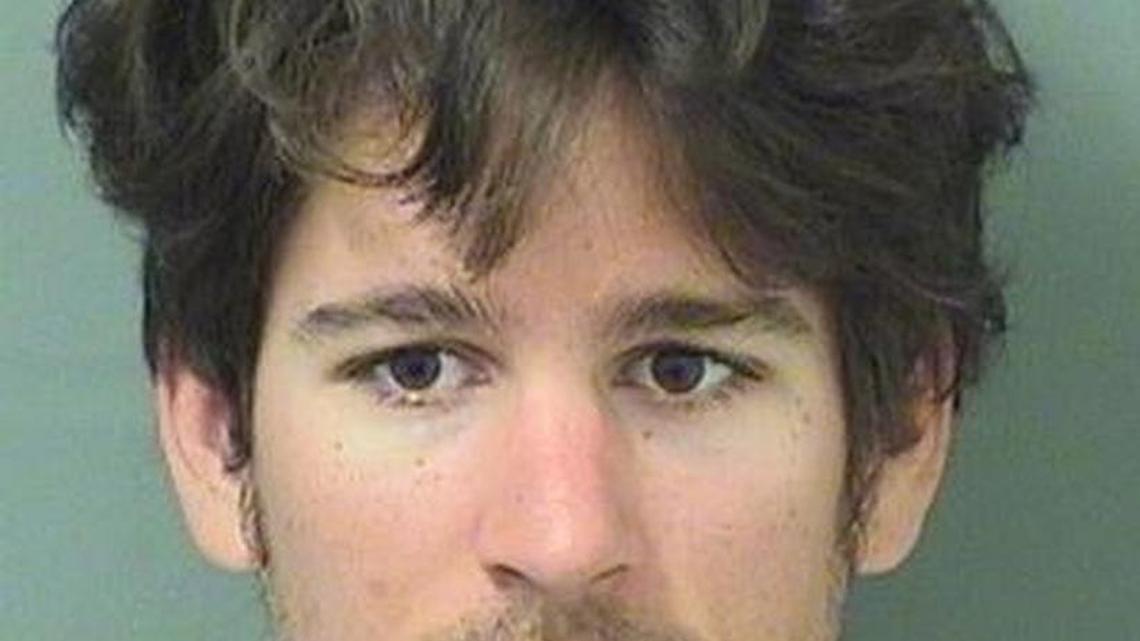 Judge warns Florida man who tossed gator into Wendy’s drive-through