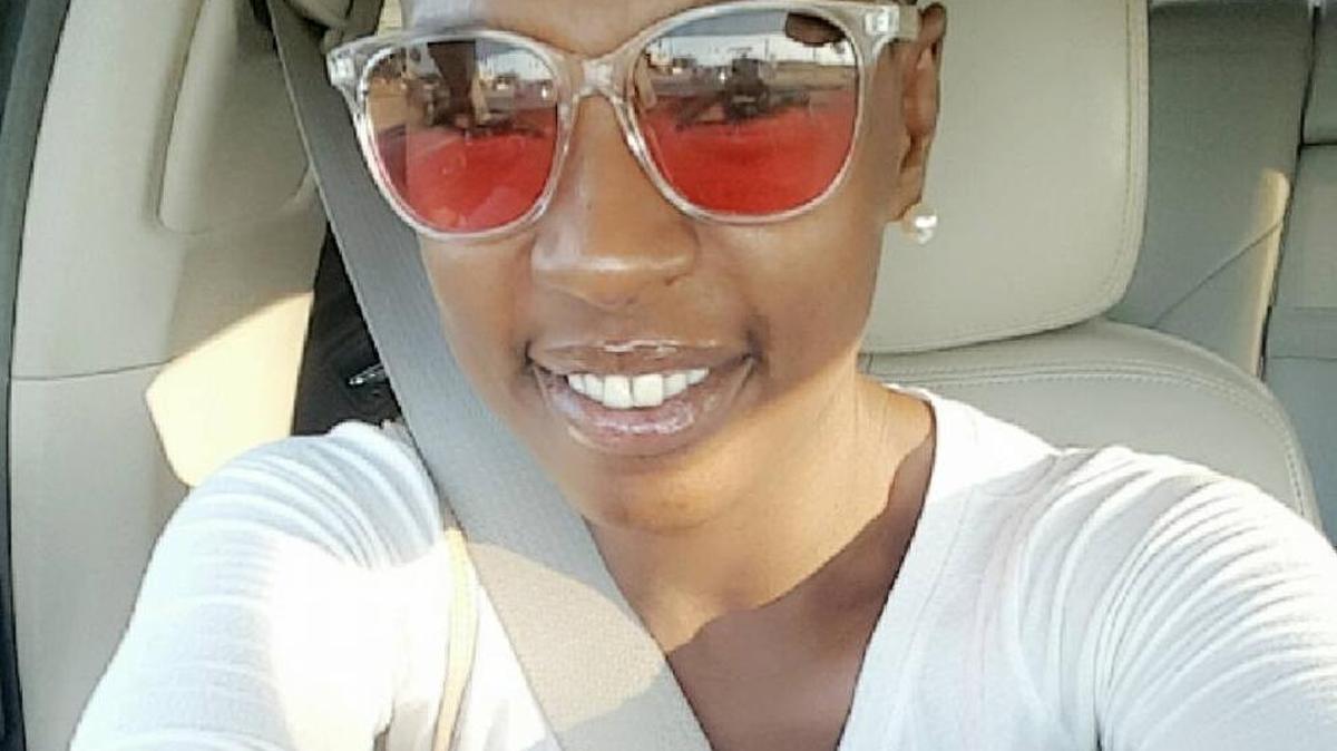 The mother of a teen appears in a Facebook live video of her beating her daughter, and she announces at the end that she’ll be taking over the Facebook page. The profile picture was changed to this picture soon after, which appears to be the mother.