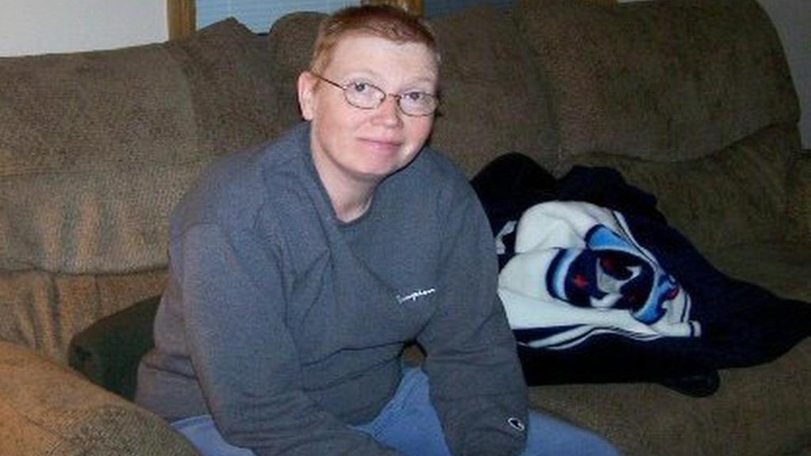 
Deanne Berg, of Sioux Falls, S.D., was diagnosed with ovarian cancer at the age of 49, finding just one risk factor that could apply: regular use of talcum powder for feminine hygiene.
