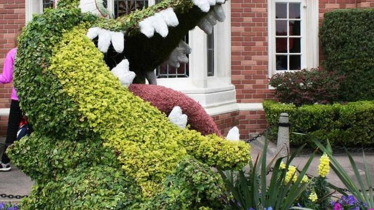 Tick Toc Croc at the Epcot Flower and Garden Festival last year.
