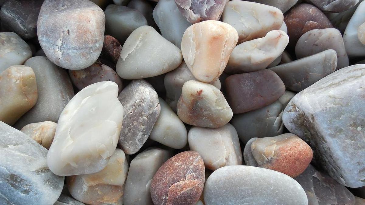 David Helsel, superintendent of Blue Mountain School District in Schuylkill County, Pennsylvania, said that classrooms will be equipped with five-gallon bucket of river stones that students can throw at a school shooter.