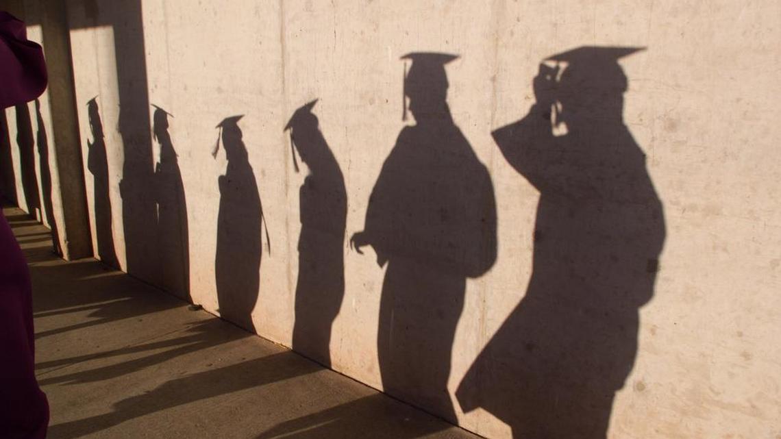 Reeves urges caution for graduations, but Bay High is thinking big with ‘Jeepers’