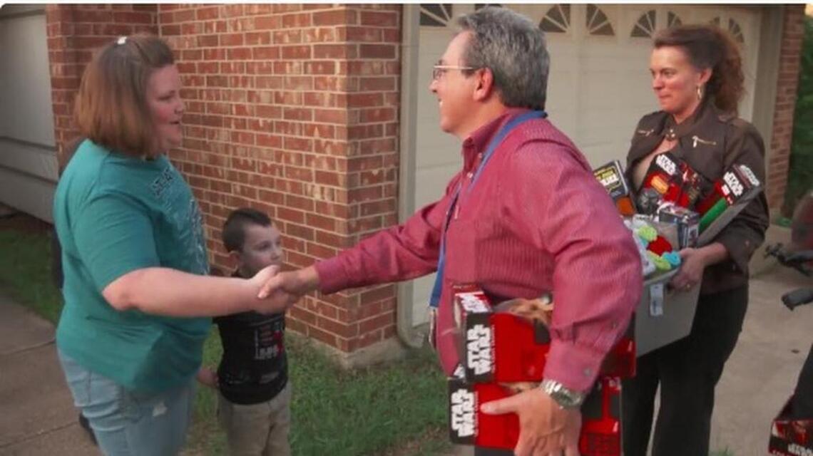 Megaviral Chewbacca video scores mom and her family ‘Star Wars’ swag