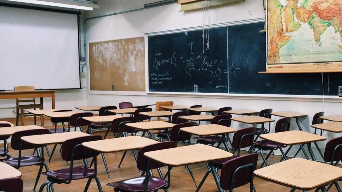 Roxana teachers union and school district reach tentative deal