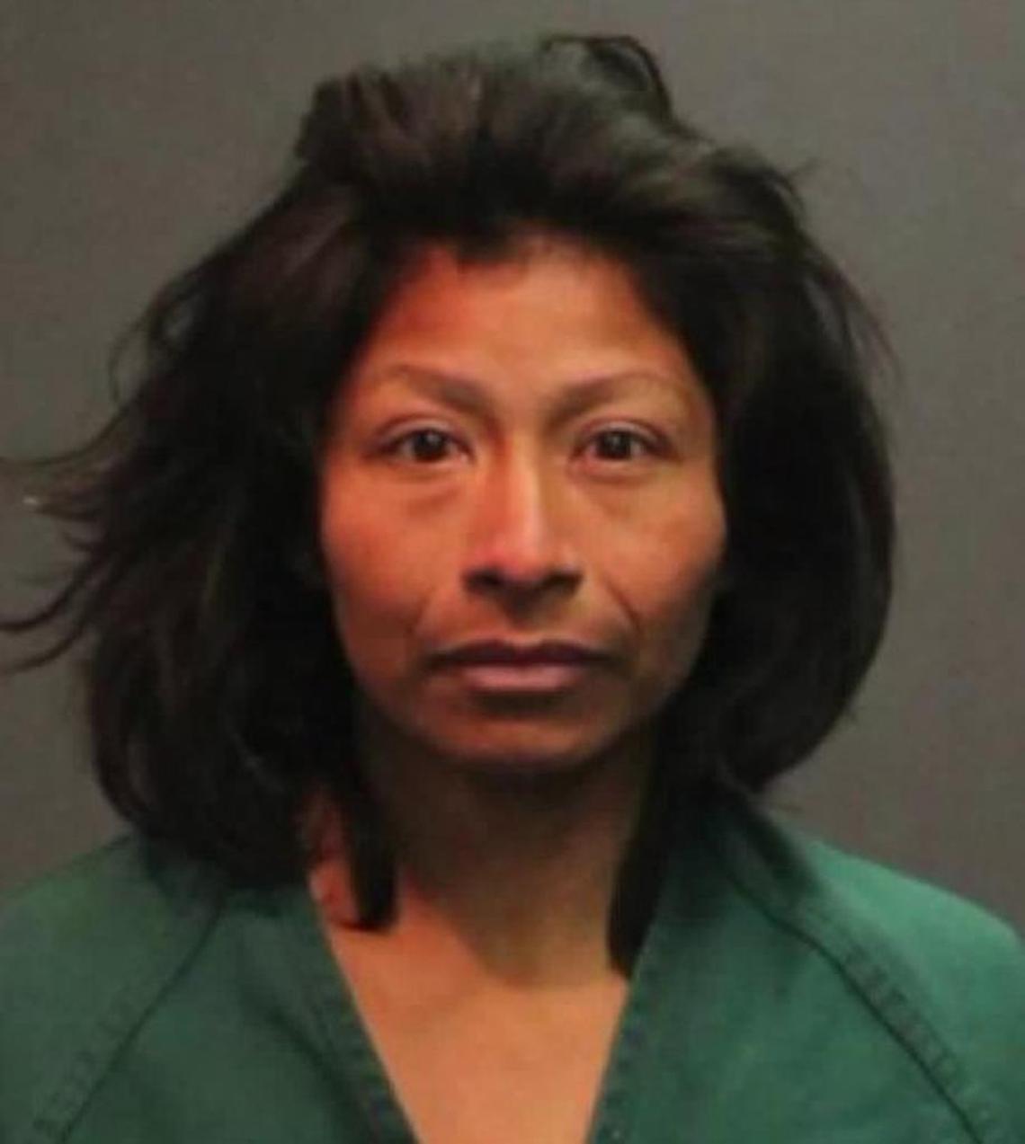 Claudia Cruz Hernandez, 34