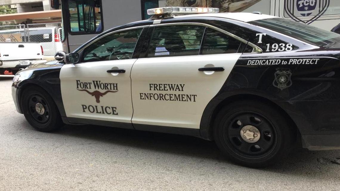 Fort Worth police say an officer was refused service at a local Wendy’s restaurant Thursday night.