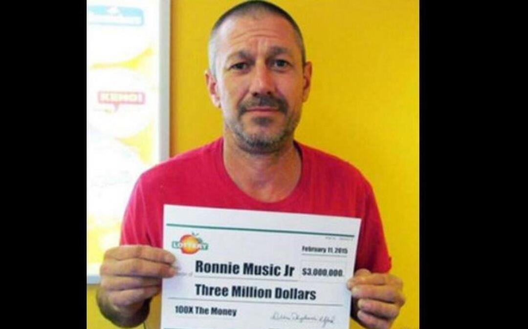 Ronnie Music Jr., lottery winner.