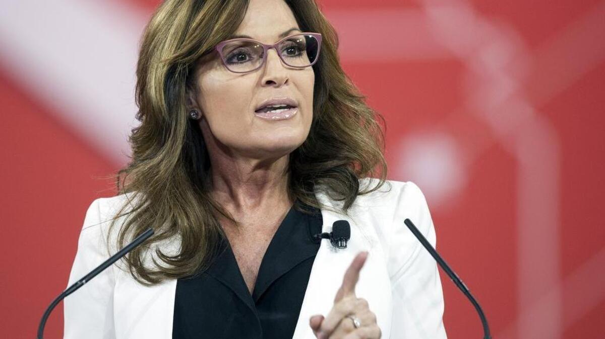 Former Alaska Gov. Sarah Palin, show speaking during the Conservative Political Action Conference (CPAC) in National Harbor, Md., on Feb. 26, 2015, has signed a deal to make a pilot for a reality courtroom TV show.