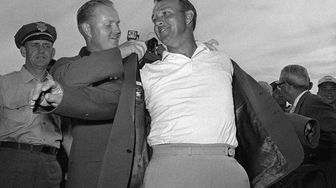 Tributes pour in after golfing legend Arnold Palmer dies