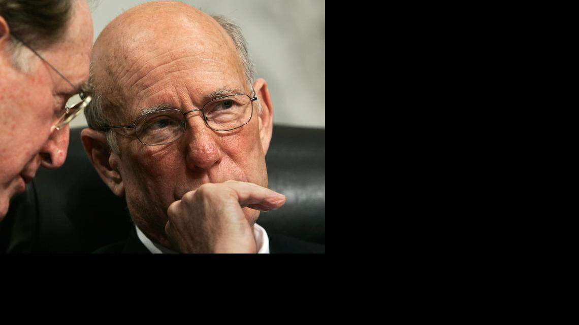 
 Kansas Sen. Pat Roberts, R-Kan., right, will chair a hearing before the Senate Committee on Agriculture, Nutrition and Forestry. Roberts is pictured in a file photo.



