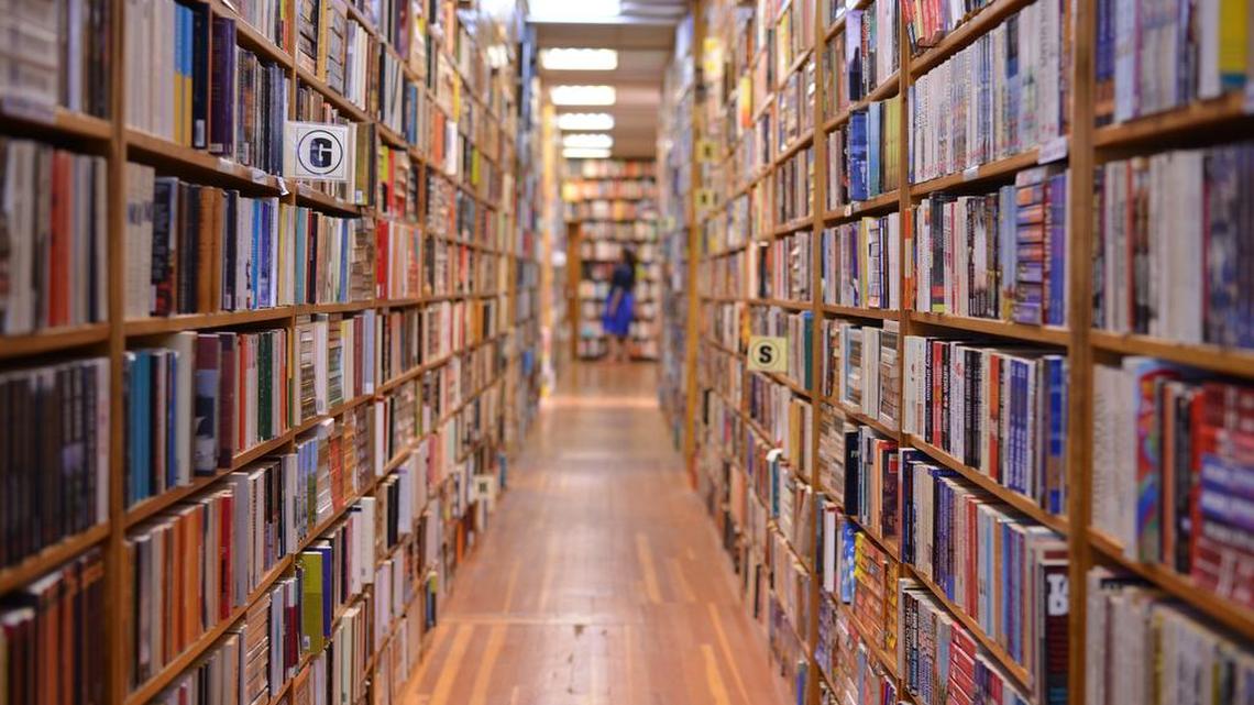 Americans still prefer print books to e-reading.