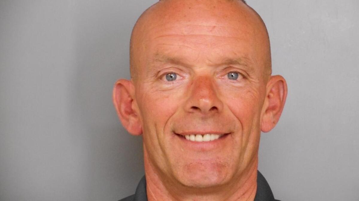 Lt. Charles Joseph Gliniewicz sent a text in April asking a woman to contact a “high ranking gang member to put a hit on the village manager,” a detective said Thursday, Nov. 5, 2015.