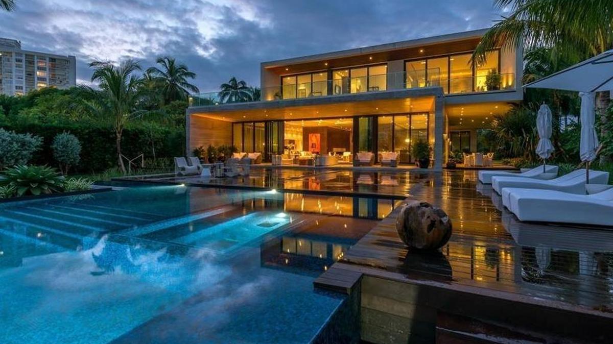 A mansion at 4395 Pine Tree Dr., Miami Beach that sold for $19.5 million to an unnamed buyer. No mortgage was recorded for the transaction.