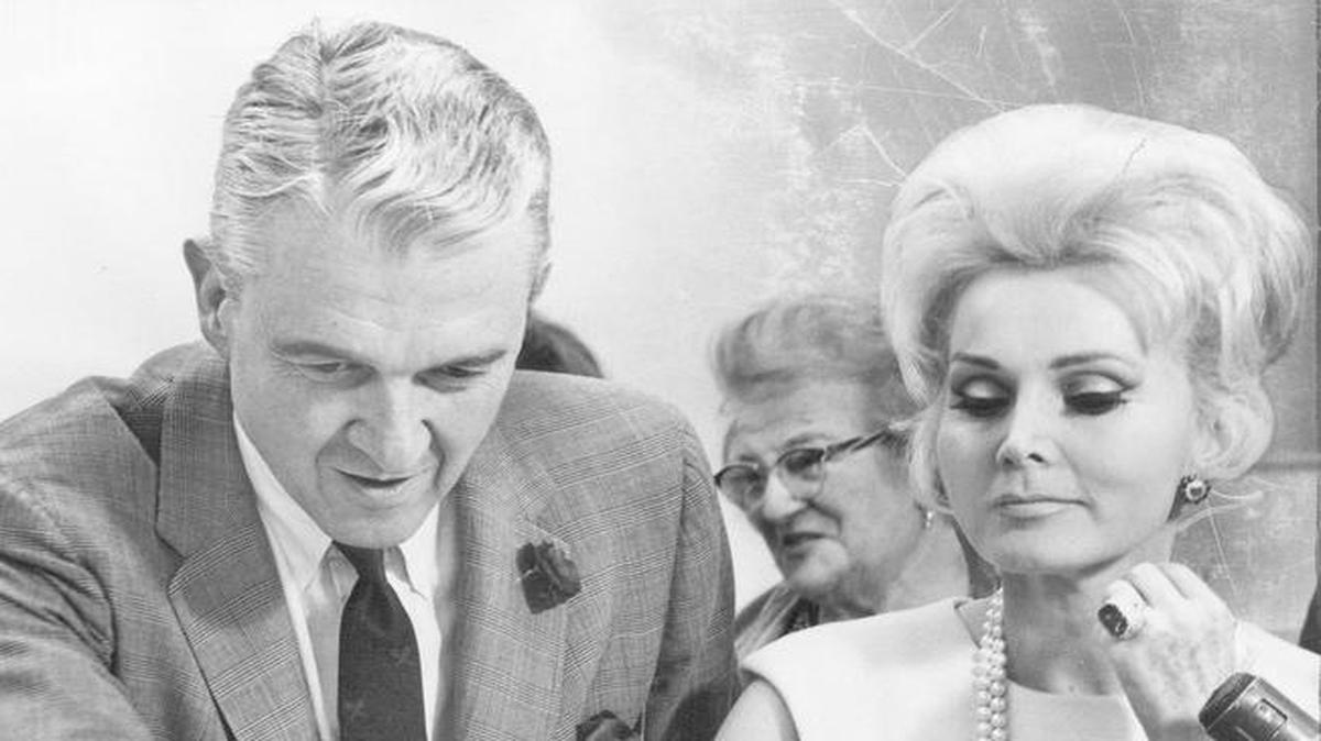 Zsa Zsa Gabor and fifth husband Joshua S. Cosden Jr. gets their marriage in Santa Monica in 1966.