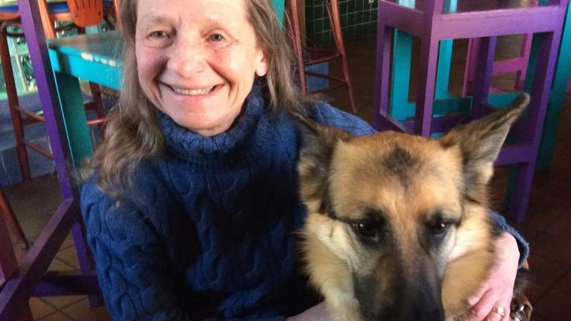 American Airlines apologizes to blind woman removed from plane