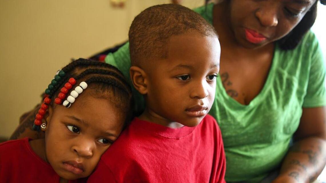 ‘I’m such a failure right now’: A mom pleads on Craigslist for Christmastime help