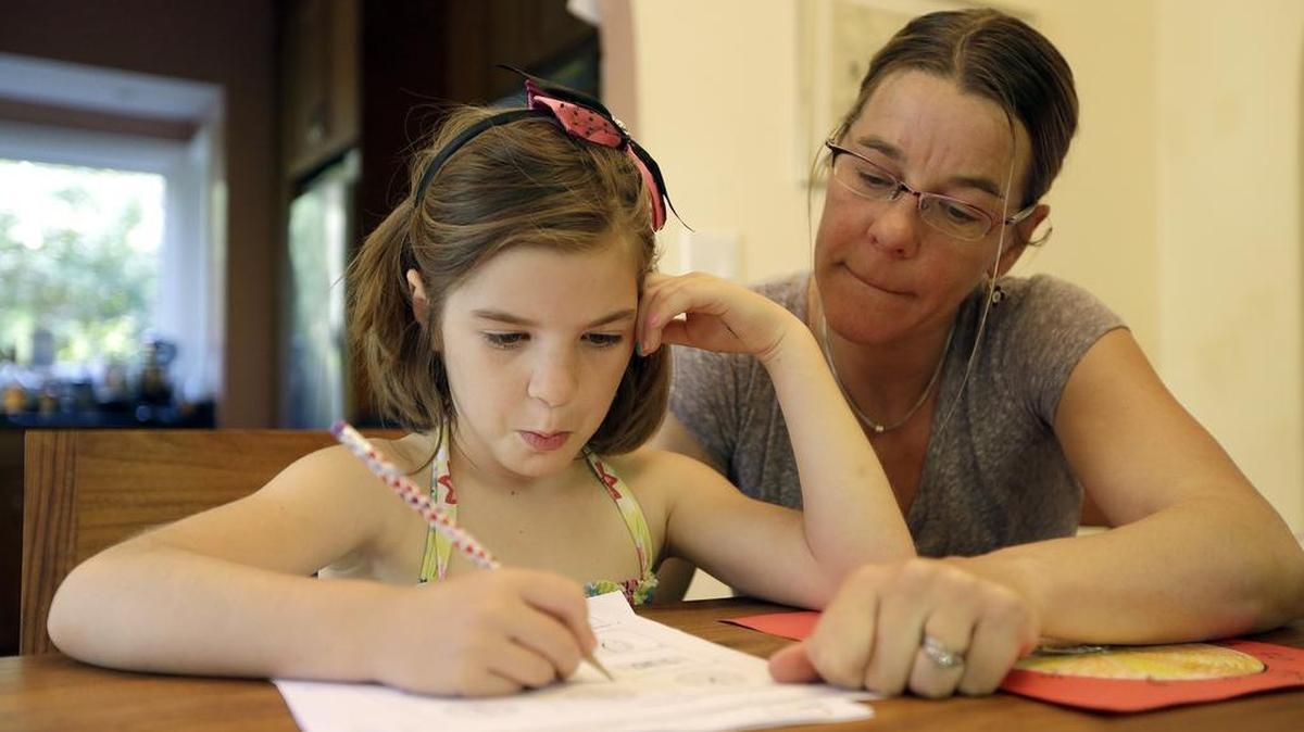 In general, homework for younger children shouldn’t last more than 10 to 20 minutes, says a Duke University professor in the department of psychology and neuroscience.