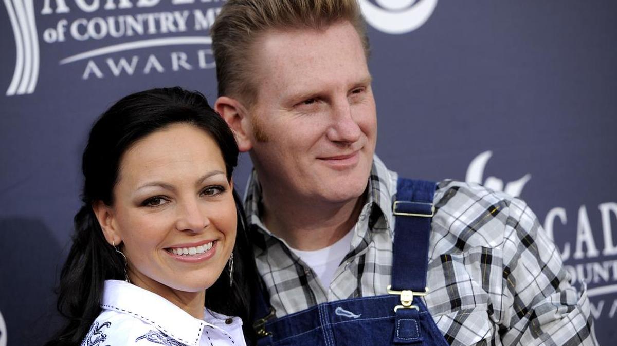 Joey Martin Feek, left, and husband Rory Lee Feek, of "Joey + Rory," arrive at the Annual Academy of Country Music Awards in Las Vegas, Nev., on April 3, 2011.