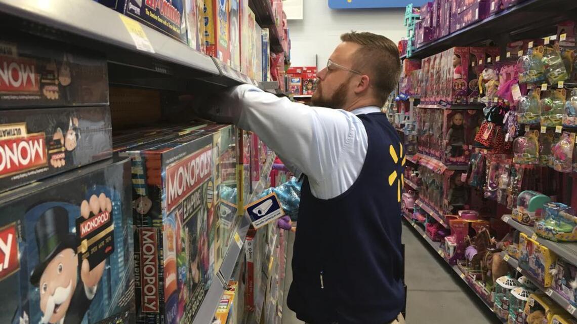 How retailers prep their workers for a shopping frenzy