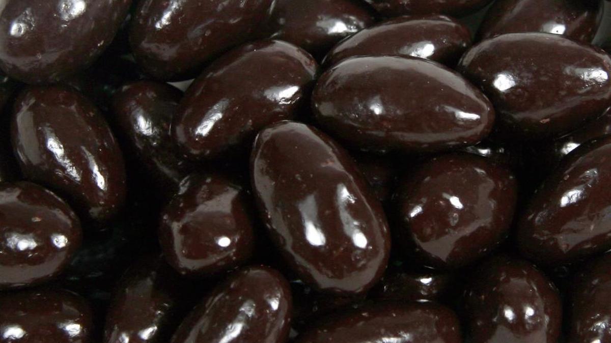 GKI Foods Dark Chocolate Almonds