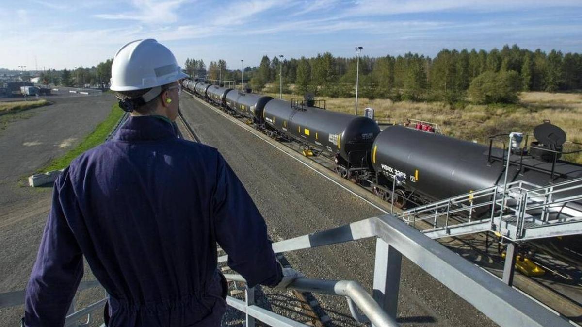 A proposal to build an oil train terminal in Vancouver, Wash., similar to this one near Ferndale, Wash., is predicted to bring an increase in oil train derailments to Washington state.