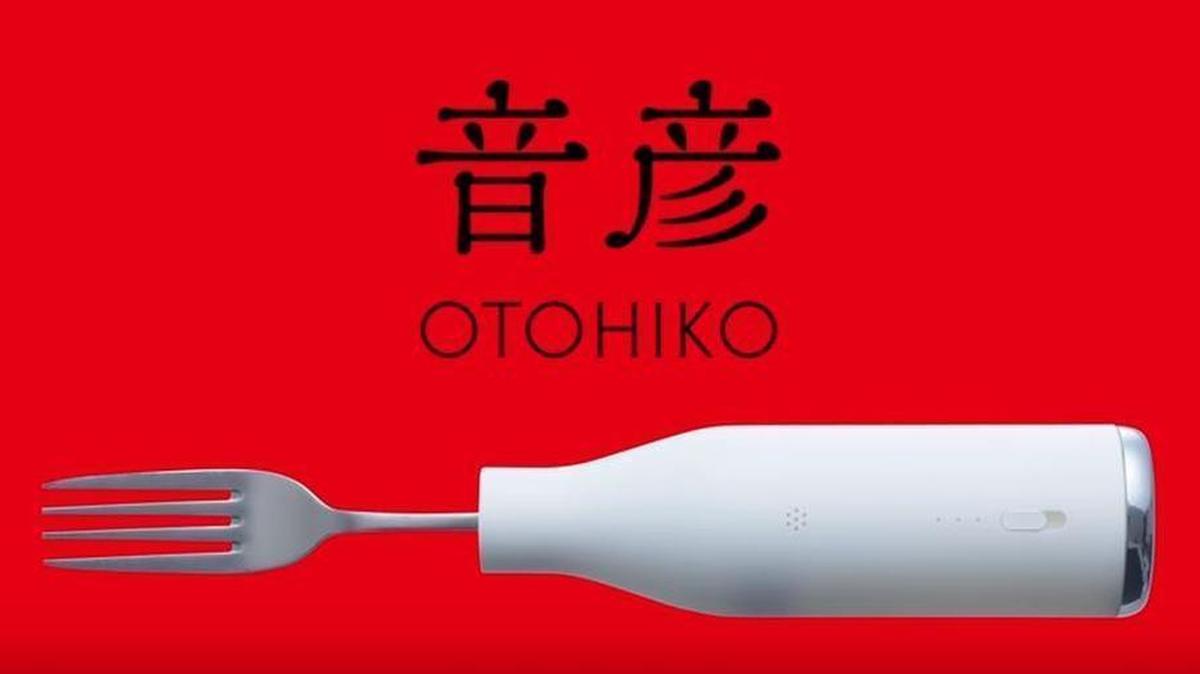The Otohiko is a noise-canceling fork for those who slurp their noodles.