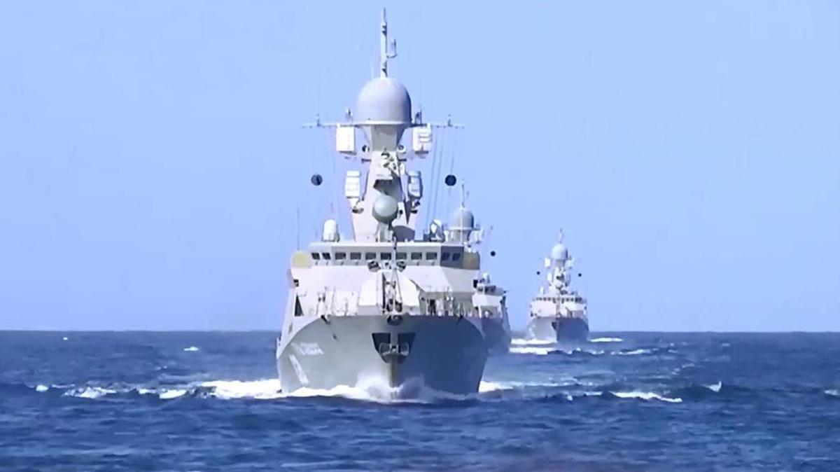 
Russian Navy Caspian Flotilla ships that took part in airstrikes against remote targets in Syria are pictured in this screen grab on Oct. 7, 2015.
