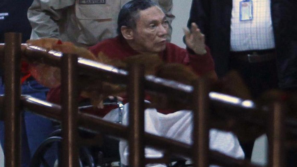 
Panama's ex-dictator Manuel Noriega no longer looks like the machete-wielding chief of state deposed by an American invasion in 1989. Now 81, he recently pleaded for forgiveness from his countrymen.
