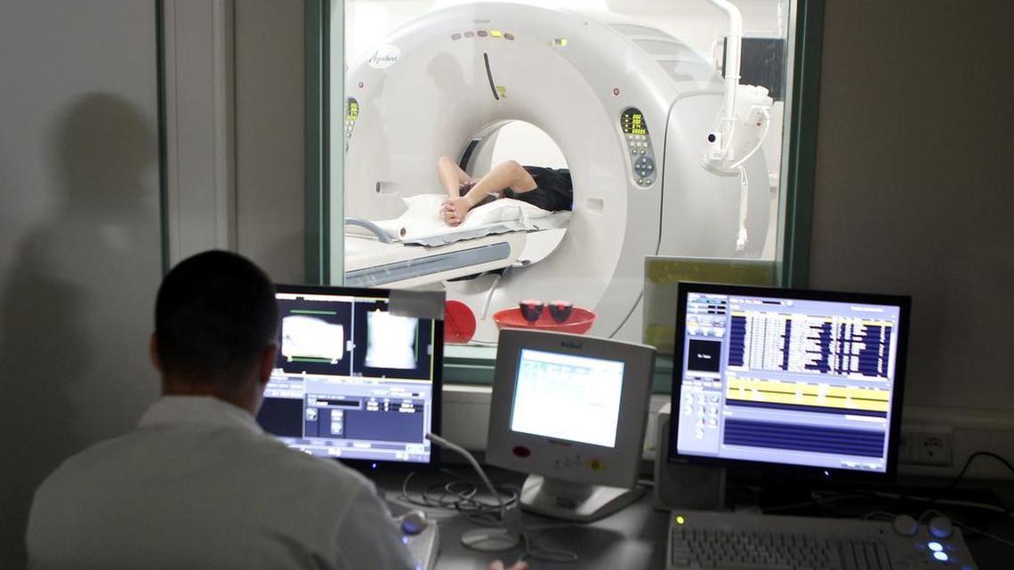 A new study of an Italian family that doesn’t feel pain pinpointed the genetic cause, which could lead to better painkillers for everyone, researchers say.