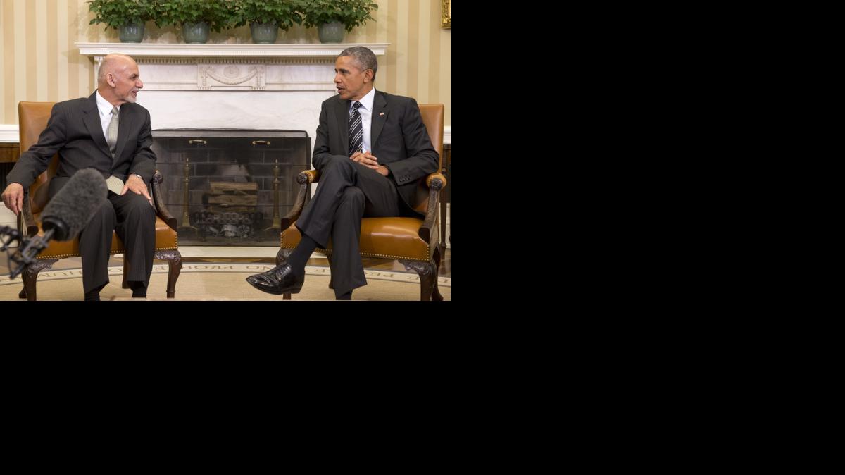 
President Barack Obama meets with Afghanistan's President Ashraf Ghani in the Oval Office of the White House in Washington, Tuesday, March 24, 2015. 
