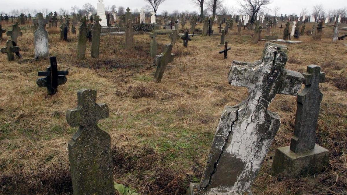 The cemetery in Marotinu de Sus, Romania, where Toma Petre was alleged to have risen from the dead to haunt his family. Family members were able to slay him again, but then the police got involved.