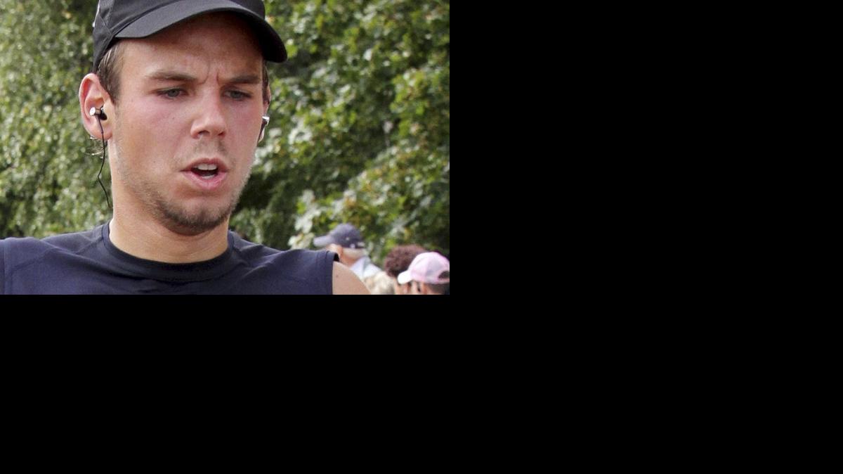
Germanwings co-pilot Andreas Lubitz appears to have hidden evidence of an illness from his employers, including having been excused by a doctor from work the day he crashed a passenger plane into a mountain, prosecutors said. 
