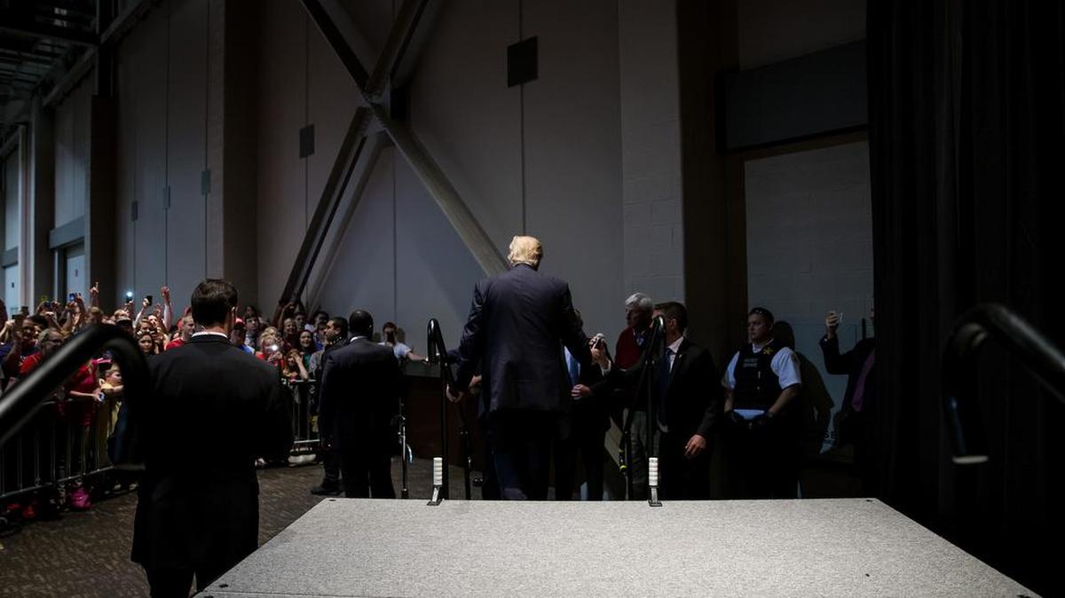 Republican Presidential hopeful Donald Trump leaves the stage after speaking to an overflow crowd during a campaign event at the Old National Events Plaza in Evansville, Ind., April 28, 2016. Several Republican consultants said their clients were concerned that Trump’s unfavorable ratings could doom him as a general election candidate and damage their own future political prospects if they were on his ticket as a running mate.
