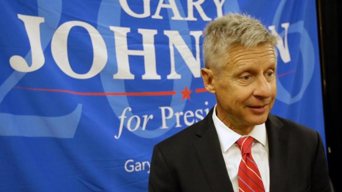 Libertarian presidential candidate Gary Johnson speaks to supporters and delegates at the National Libertarian Party Convention on Friday, May 27, 2016, in Orlando, Fla.