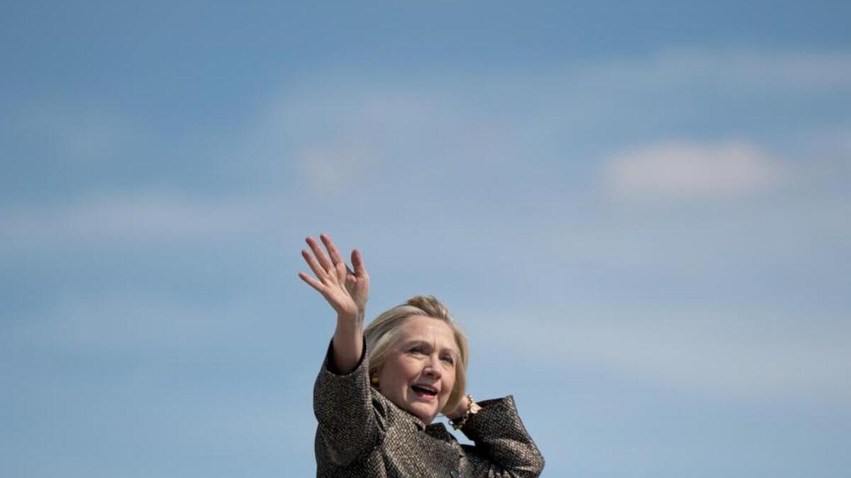 Michael Chertoff, the lead Republican prosecutor in the congressional Whitewater investigation, is backing Hillary Clinton, he said in an interview published by Bloomberg News Monday.