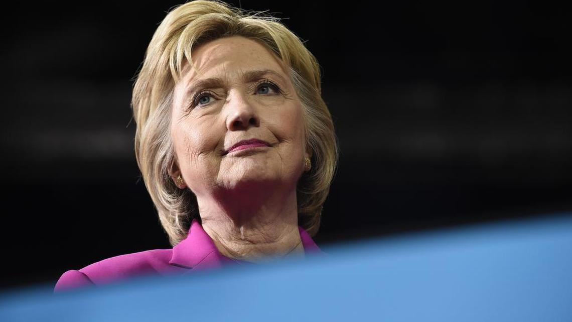 The Clinton campaign had no advance warning of the precise timing or contents of FBI Director James Comey’s announcement, although an FBI interview conducted with Hillary Clinton on Saturday was widely viewed as a final step in resolving the investigation.