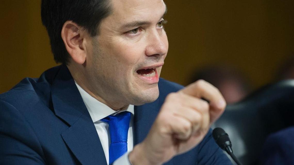 U.S. Senate Intelligence Committee member Sen. Marco Rubio, R-Fla., questions National Intelligence Director James Clapper on Capitol Hill in Washington, Tuesday, Jan. 10, 2017, during the committee's hearing on Russian hacking.
