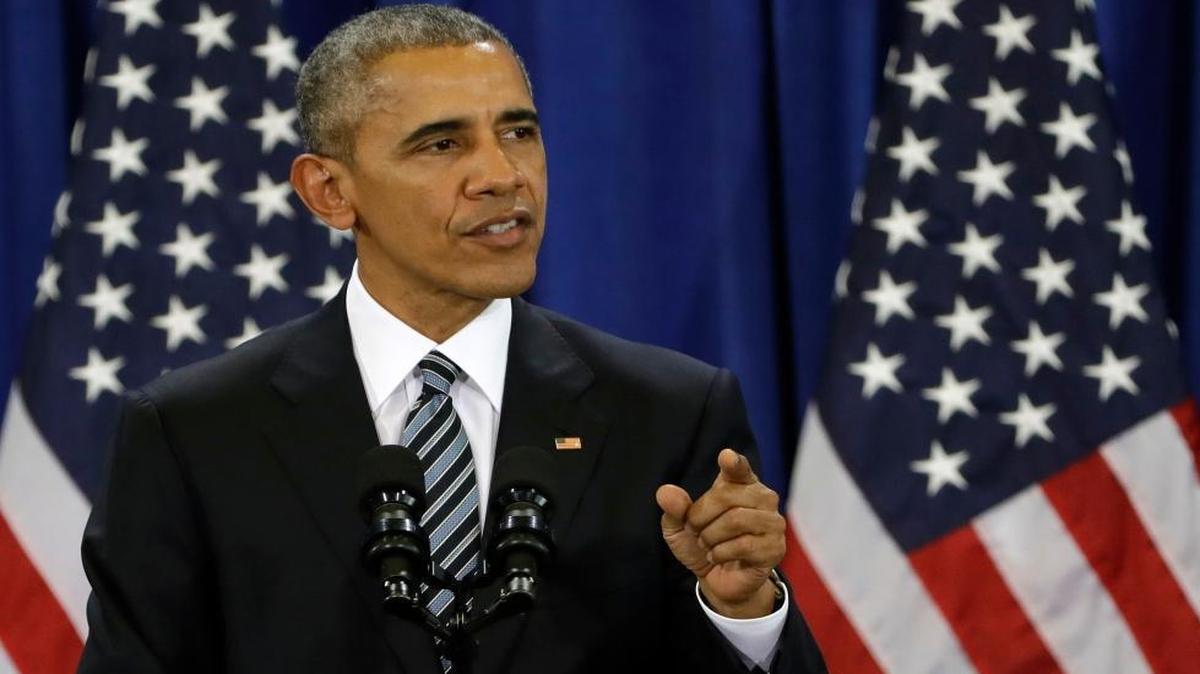 President Barack Obama gestures during a U.S. counterterrorism strategy speech at MacDill Air Force Base Tuesday, Dec. 6, 2016, in Tampa, Fla.