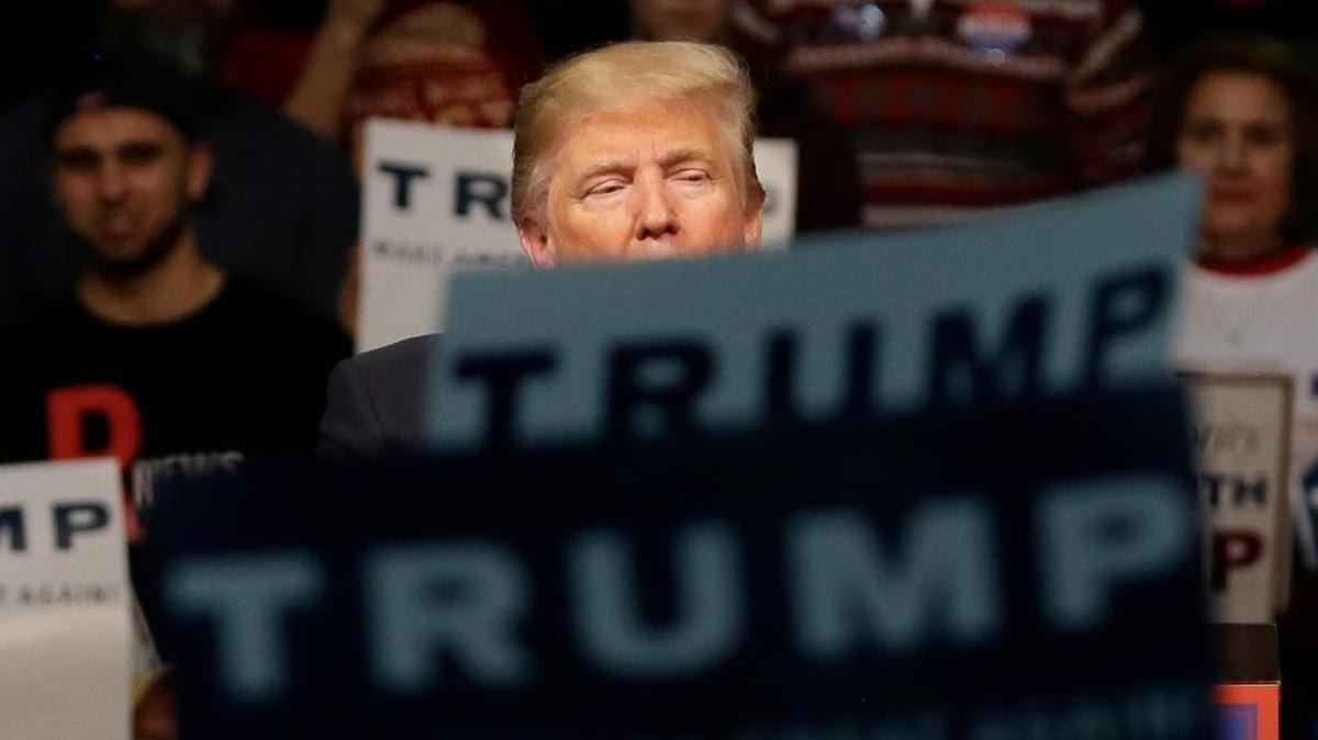 Republican presidential candidate Donald Trump faces a test this week as the delegates begin to gather in Cleveland for the convention: Can he unite the party?