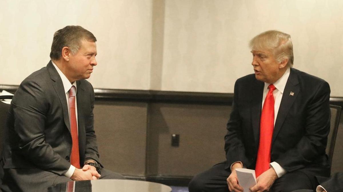US President Donald Trump (right) meets with King Abdullah II of Jordan in Washington on Feb. 2, 2017.