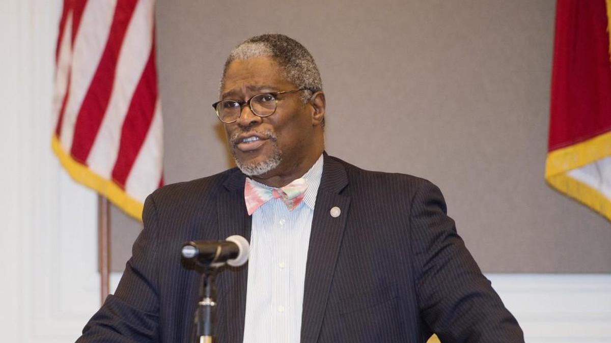 “As a people, we’re stuck in this endless ideological argument and don’t seem to be willing admit” that neither side is going to be won over by the other, Kansas City Mayor Sly James told a gathering of Democrats in Des Moines, Iowa last week.