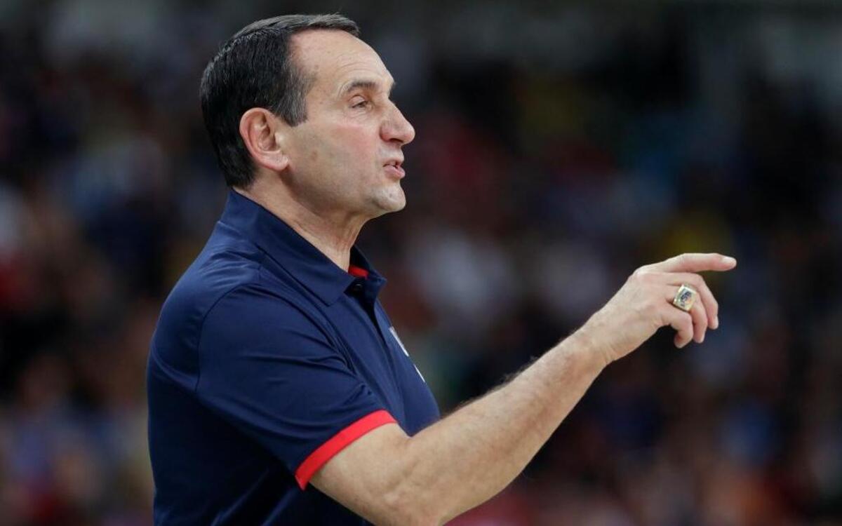 USA head coach Mike Krzyzewski directs his team during a basketball game against China at the 2016 Summer Olympics in Rio de Janeiro, Brazil, Saturday, Aug. 6, 2016. 