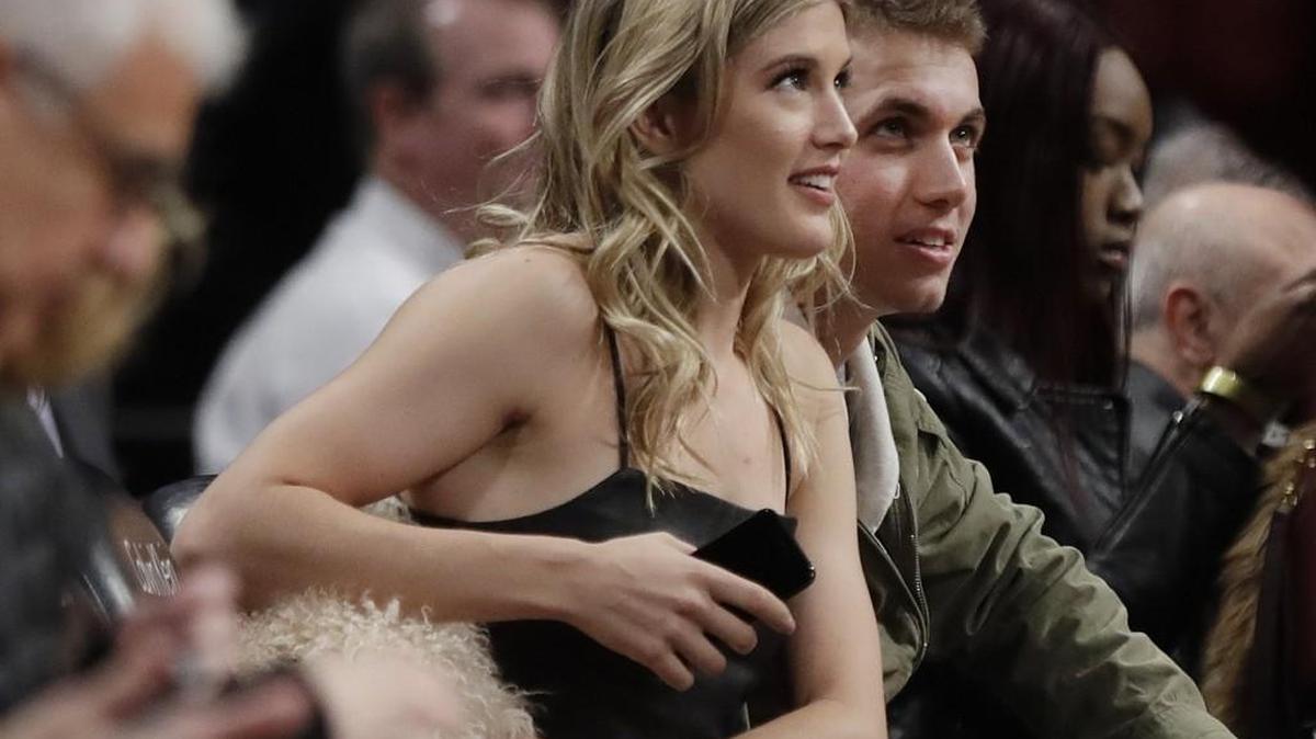 Genie Bouchard sat with her blind date, Mizzou student John Goehrke, during Wednesday’s basketball game between the Brooklyn Nets and the Milwaukee Bucks.